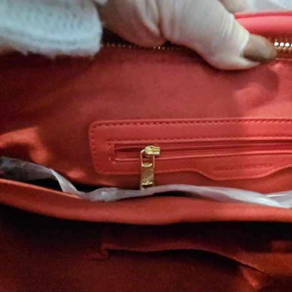 Badgley Mischka Red Quilted Faux Leather Bag - Picture 5 of 8